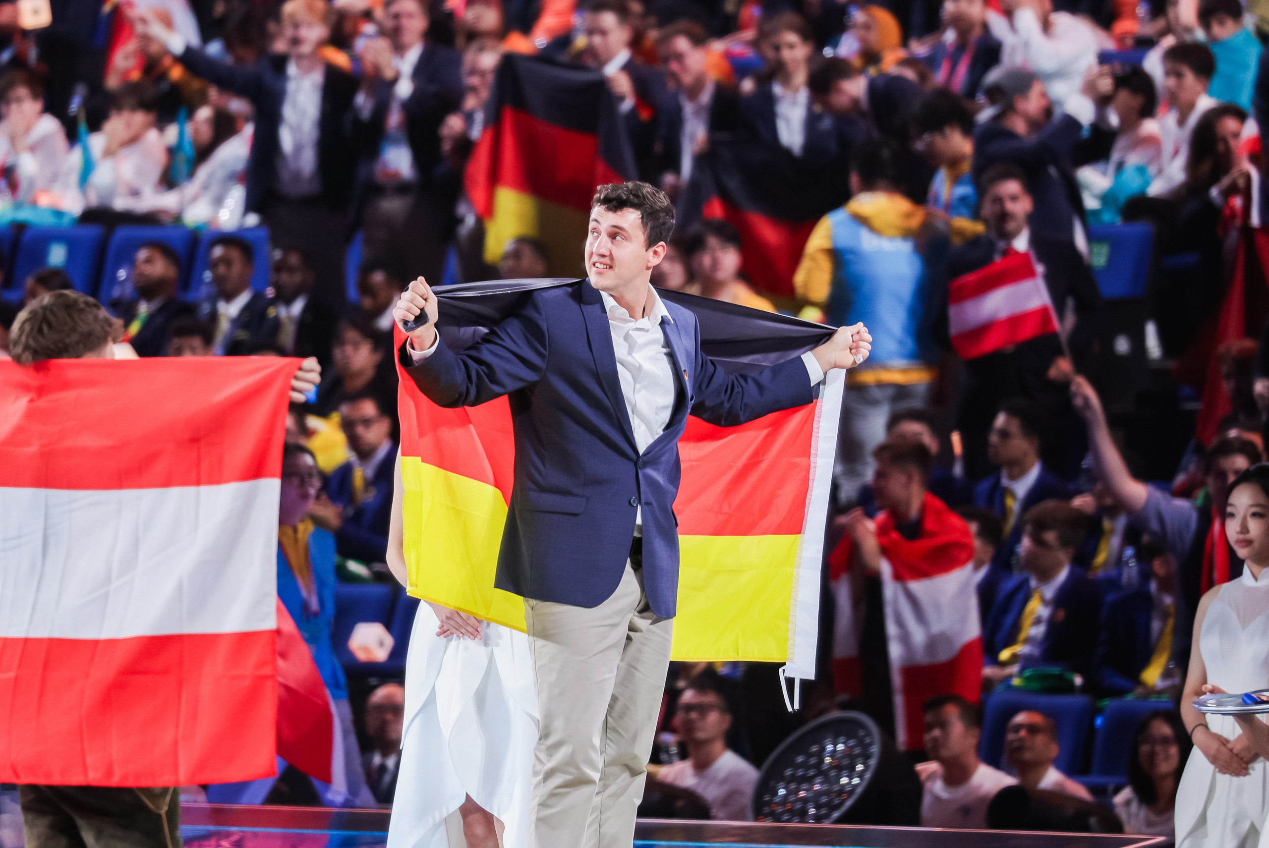 Zimmerer Florian Dorer Silbermedaille im Wettbewerb der Zimmerer
